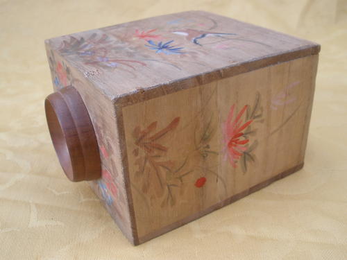 Vintage Peep Box with 18 Japanese hold light tinted CDV photos