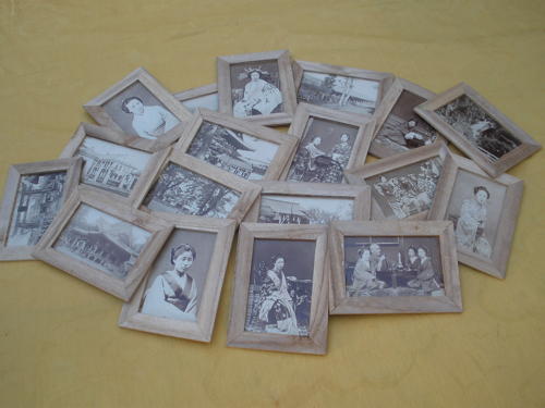 Vintage Peep Box with 18 Japanese hold light tinted CDV photos