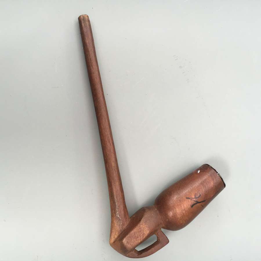Good Xhosa pipe with unusual bowl. South Africa C1870