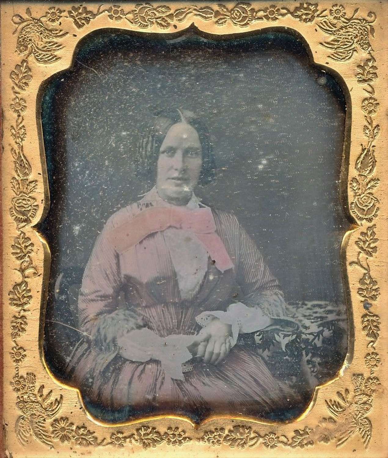 1/6 Plate Hand Tinted Daguerreotype of A Beautiful Lady C1845
