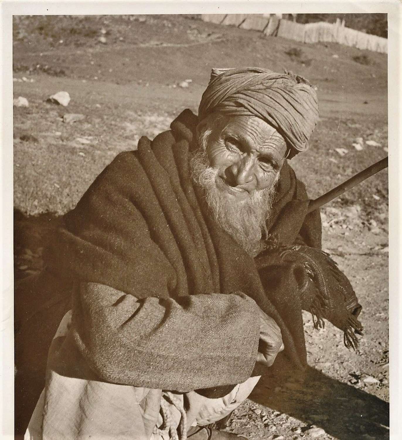 Native Man Kashmir ? India  C1920