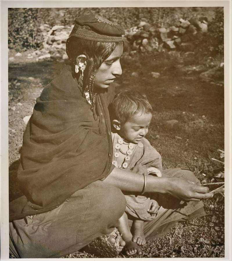Mother & Child Kashmir ?  India  C1920