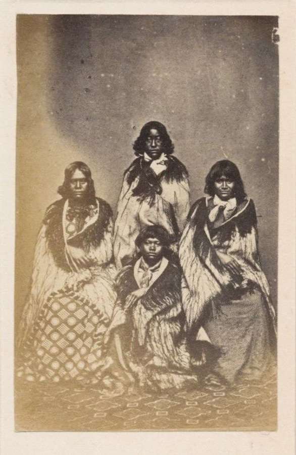 CDV photo Maori girls&nbsp;New Zealand C1875